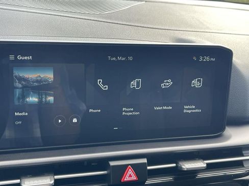 New 2026 Kia Sportage EX FWD image 12