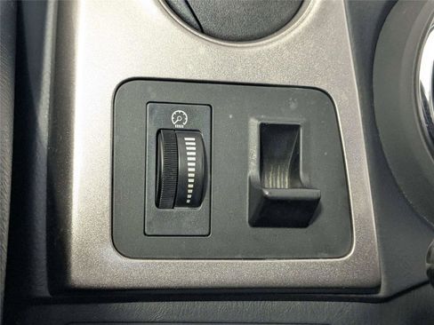 Used 2008 Toyota Matrix FWD image 17