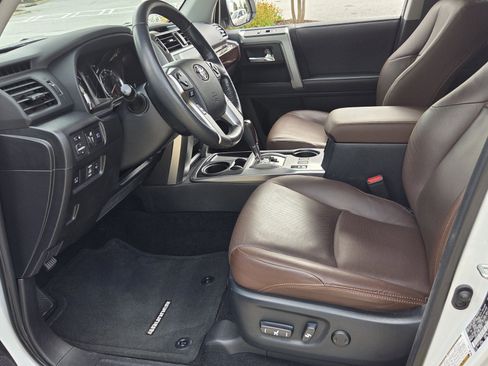 Used 2024 Toyota 4Runner Limited RWD image 14