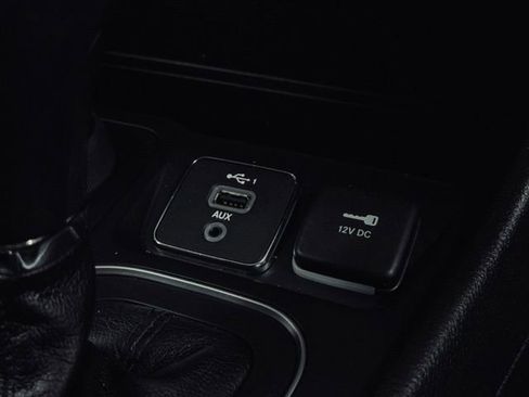 Used 2022 Jeep Cherokee Latitude Lux image 32