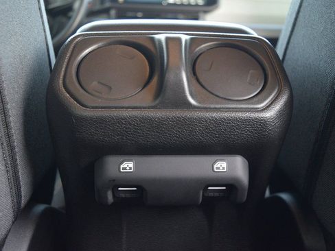 Used 2024 Jeep Gladiator Sport image 31