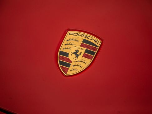 Certified 2025 Porsche 911 Carrera image 25