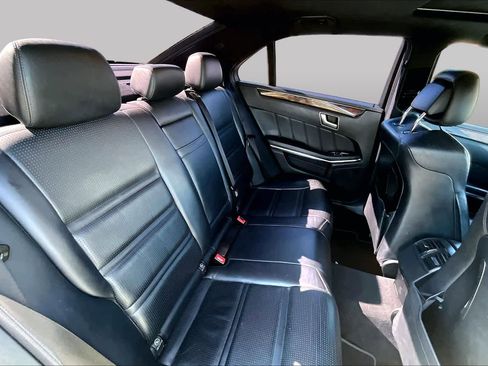 Used 2014 Mercedes-Benz E 63 AMG 4MATIC Sedan image 34
