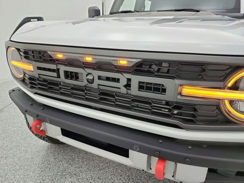 Used 2024 Ford Bronco Raptor w/ Interior Carbon Fiber Pack 6 AWD/4WD image 19