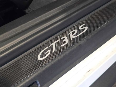 Used 2016 Porsche 911 GT3 RS RWD image 13