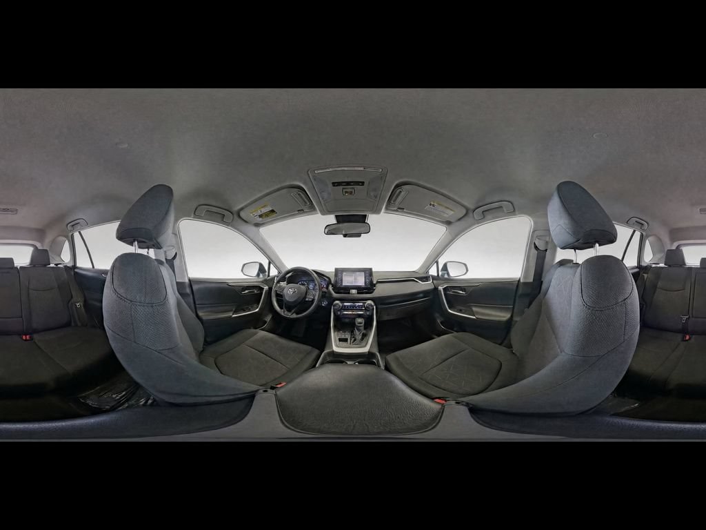 Used 2020 Toyota RAV4 XLE AWD/4WD image 17