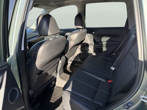 Used 2017 Subaru Forester 2.5i Touring image 9