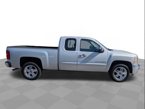 Used 2013 Chevrolet Silverado 1500 LT image 3