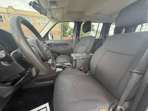 Used 2012 Jeep Liberty Sport AWD/4WD image 22