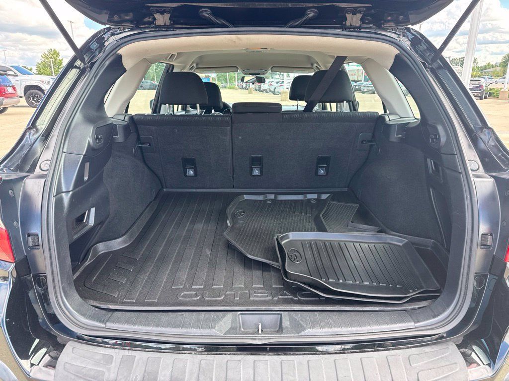 Used 2018 Subaru Outback 2.5i AWD/4WD image 18