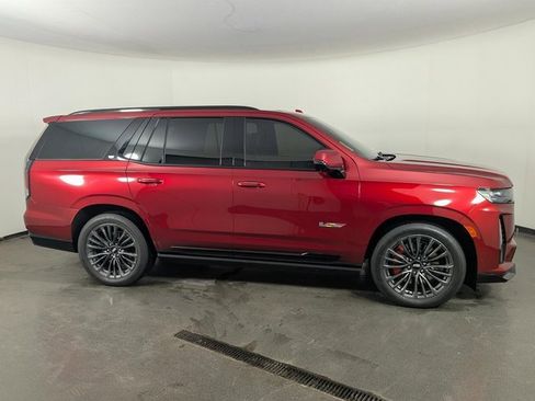 Used 2024 Cadillac Escalade V image 8