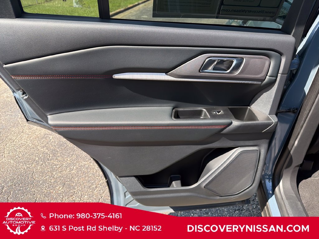 Used 2025 Ford Explorer ST-Line w/ Premium Package AWD/4WD image 29