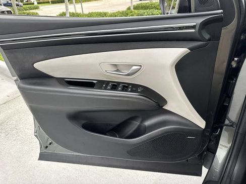 Used 2022 Hyundai Tucson SEL w/ Convenience + Premium Package FWD image 39