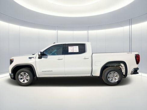 Used 2024 GMC Sierra 1500 SLE image 7