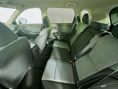 Certified 2023 Nissan Rogue SV AWD/4WD image 32