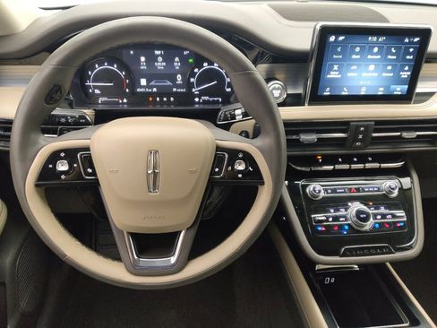 Used 2022 Lincoln Corsair FWD w/ Equipment Group 101A image 22