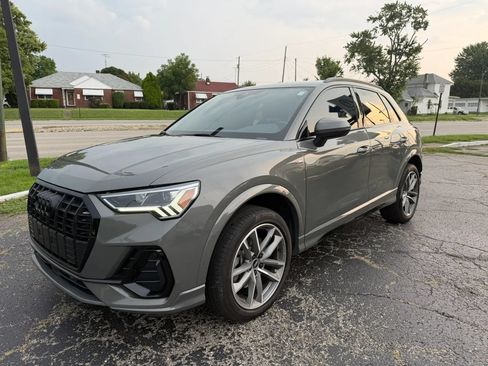 Used 2022 Audi Q3 2.0T Premium Plus w/ Premium Plus Package AWD/4WD image 4