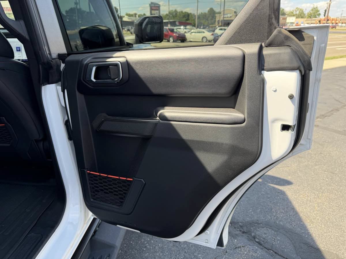 Used 2024 Ford Bronco Raptor AWD/4WD image 17