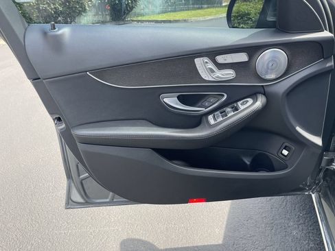 Used 2019 Mercedes-Benz C 300 4MATIC Sedan image 23