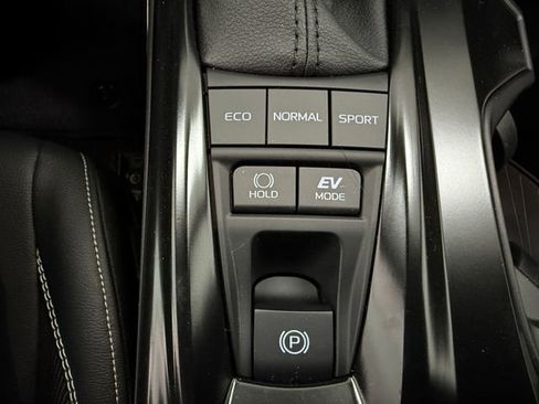New 2026 Toyota Camry Hybrid w/ Multimedia Upgrade Package FWD image 21