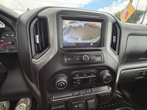 Used 2022 Chevrolet Silverado 2500 W/T w/ WT Fleet Convenience Package AWD/4WD image 3