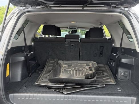 Used 2023 Toyota 4Runner SR5 AWD/4WD image 20