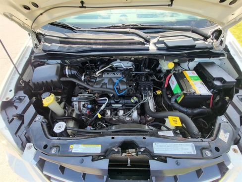Used 2010 Chrysler Town & Country LX w/ Entertainment Group #1 FWD image 36