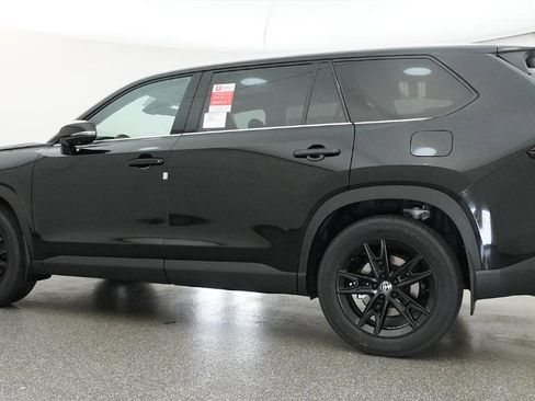 New 2026 Toyota Grand Highlander Limited image 23