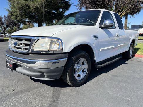 Used 2001 Ford F150 XLT RWD image 6