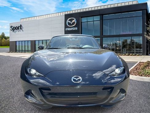 Used 2025 MAZDA MX-5 Miata RF Grand Touring image 9