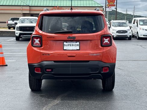 Used 2020 Jeep Renegade Trailhawk AWD/4WD image 4