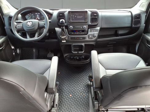 Used 2023 RAM ProMaster 2500 w/ Convenience Group image 8