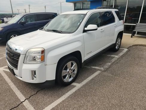 Used 2015 GMC Terrain SLT AWD/4WD image 1