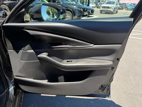 New 2026 MAZDA CX-30 AWD 2.5 S w/ Select Sport Pkg image 17