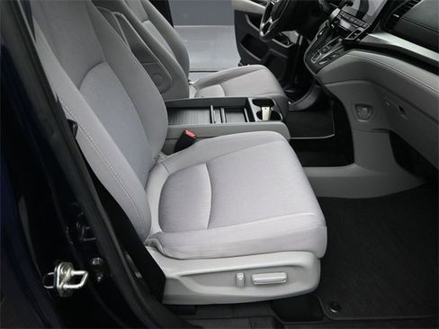 Used 2019 Honda Odyssey EX image 33