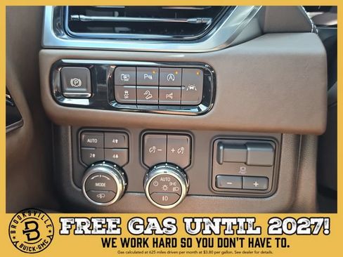 New 2026 GMC Yukon Denali Ultimate AWD/4WD image 27