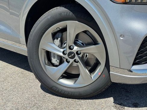 New 2026 Genesis GV70 2.5T Advanced AWD/4WD image 6
