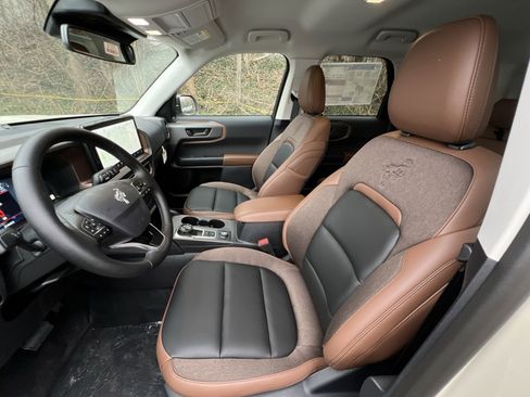 New 2025 Ford Bronco Sport Outer Banks w/ Outer Banks Tech Package+ image 13