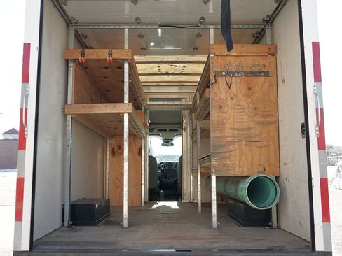 Used 2019 Ford Transit 350 156 w/ Exterior Upgrade Package image 31