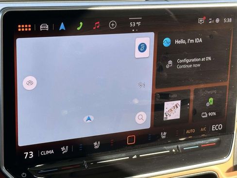 Used 2025 Volkswagen ID. Buzz 1st Edition image 17