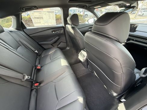 New 2025 Honda Accord Sport image 38