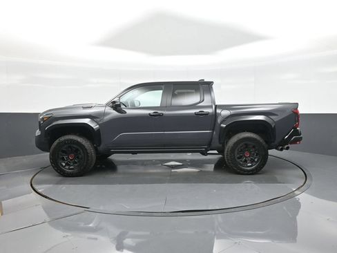 Certified 2025 Toyota Tacoma TRD Pro AWD/4WD image 4