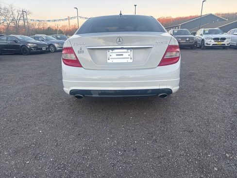 Used 2011 Mercedes-Benz C 300 4MATIC Sedan image 17