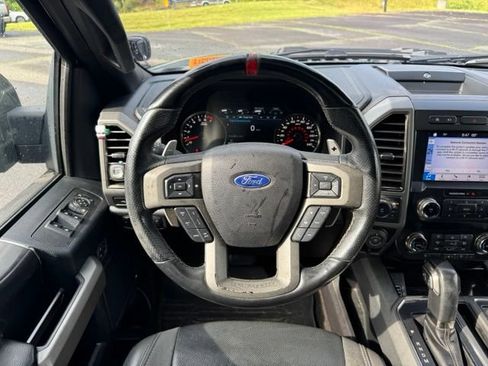 Used 2019 Ford F150 Raptor w/ Equipment Group 802A Luxury AWD/4WD image 14
