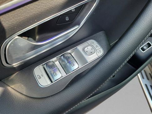 Certified 2026 Mercedes-Benz GLS 450 4MATIC image 41