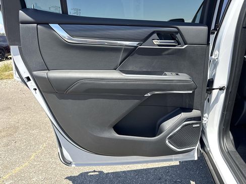 New 2026 GMC Acadia Elevation w/ Black Edition FWD image 23
