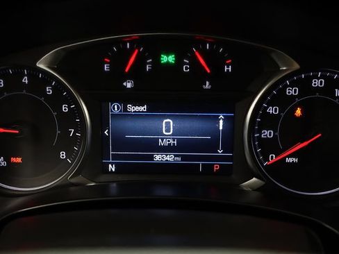 Used 2024 GMC Terrain SLE AWD/4WD image 18