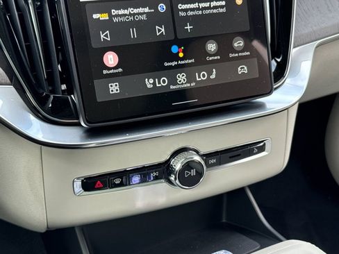 New 2026 Volvo XC90 T8 Ultra w/ Protection Package Premier image 21