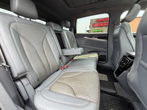 Used 2021 Lincoln Nautilus Reserve FWD image 26