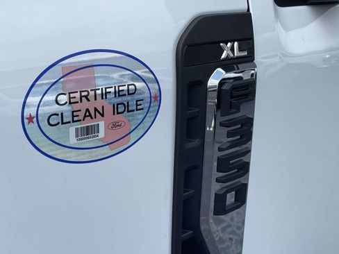 New 2026 Ford F350 XL w/ XL Chrome Package image 7